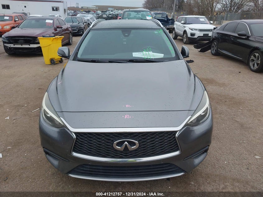 2017 INFINITI QX30 PREMIUM - SJKCH5CP3HA027322