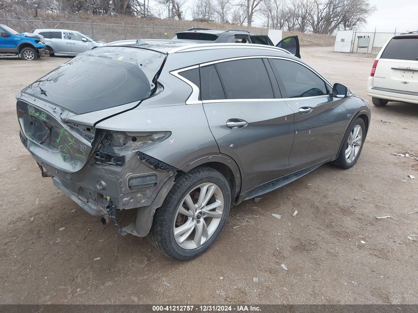 2017 INFINITI QX30 PREMIUM - SJKCH5CP3HA027322