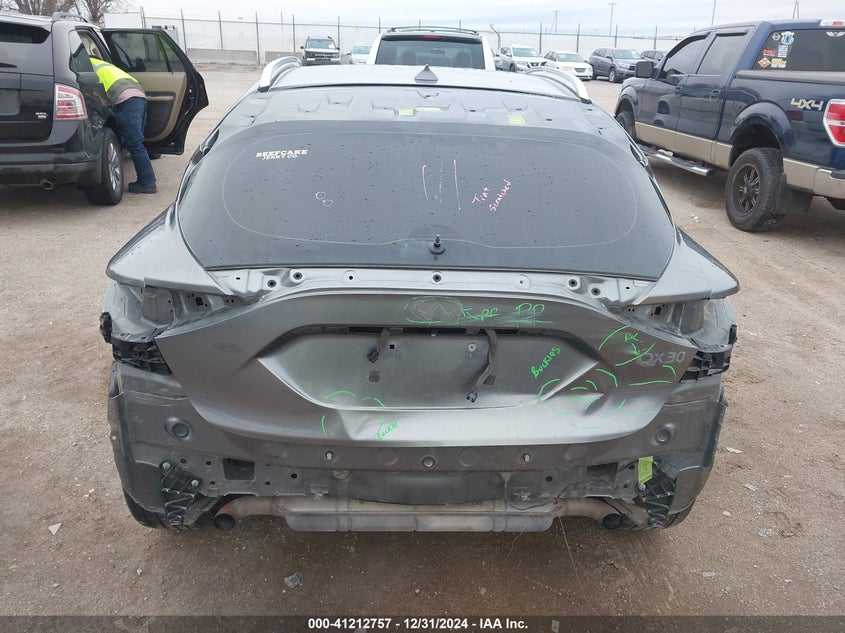 2017 INFINITI QX30 PREMIUM - SJKCH5CP3HA027322