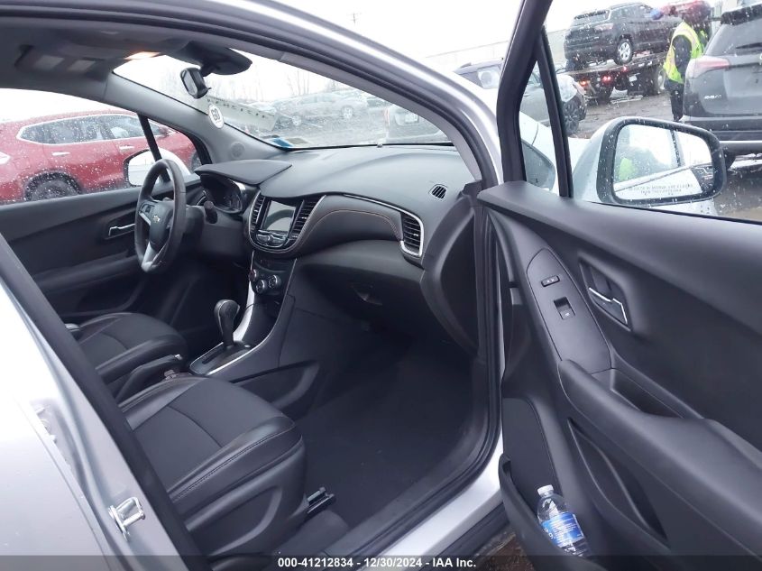 VIN 3GNCJLSB1KL383244 2019 Chevrolet Trax, LT no.5