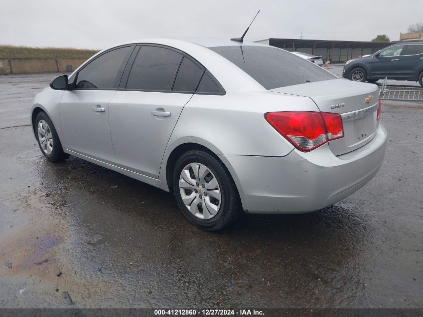 VIN 1G1PA5SG0D7282049 2013 CHEVROLET CRUZE no.3