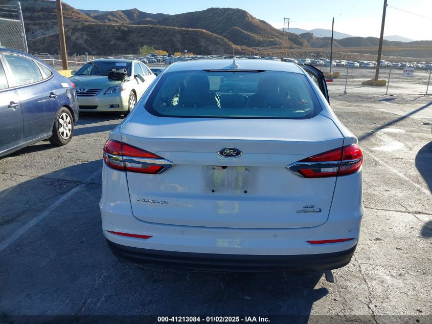 VIN 3FA6P0LU6KR236522 2019 FORD FUSION HYBRID no.16