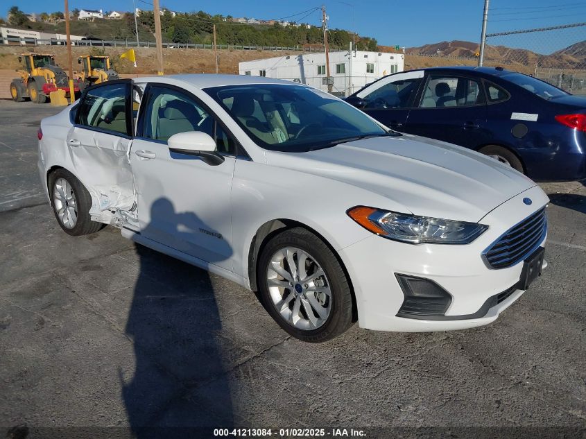 VIN 3FA6P0LU6KR236522 2019 FORD FUSION HYBRID no.1