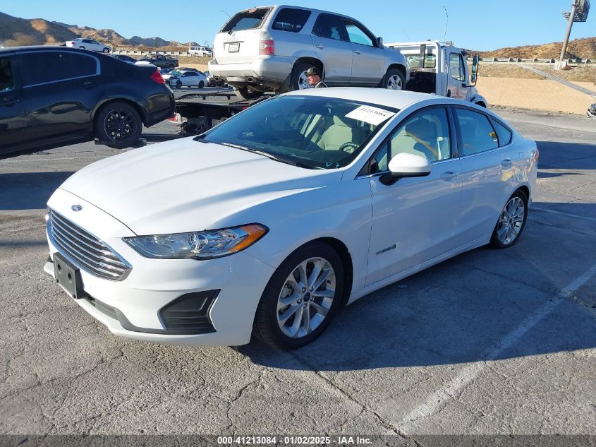 VIN 3FA6P0LU6KR236522 2019 FORD FUSION HYBRID no.2