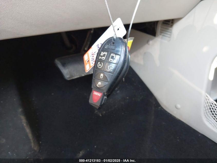 2019 Dodge Grand Caravan Sxt VIN: 2C4RDGCG1KR672042 Lot: 41213183