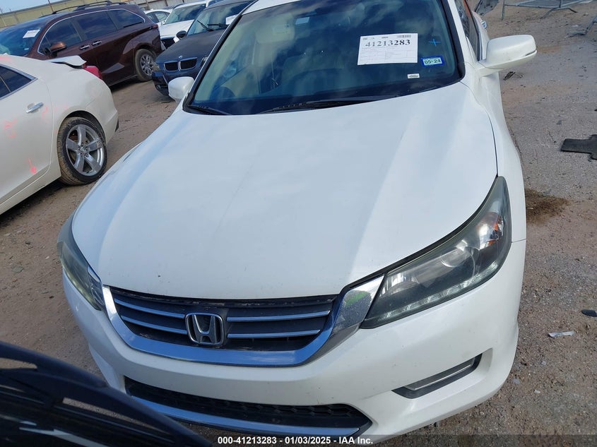 2013 HONDA ACCORD VIN: 1HGCR3F80DA025824