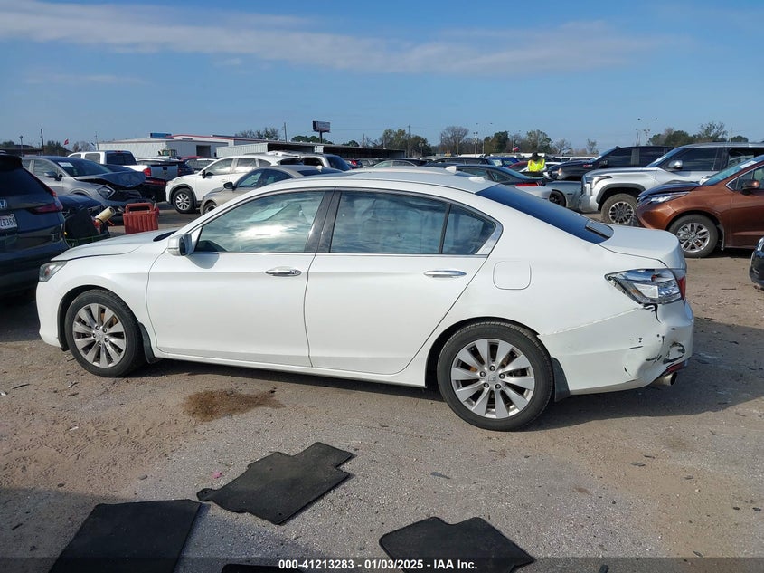 2013 HONDA ACCORD VIN: 1HGCR3F80DA025824
