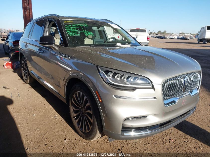 VIN 5LM5J7WC9PGL15757 2023 LINCOLN AVIATOR no.1