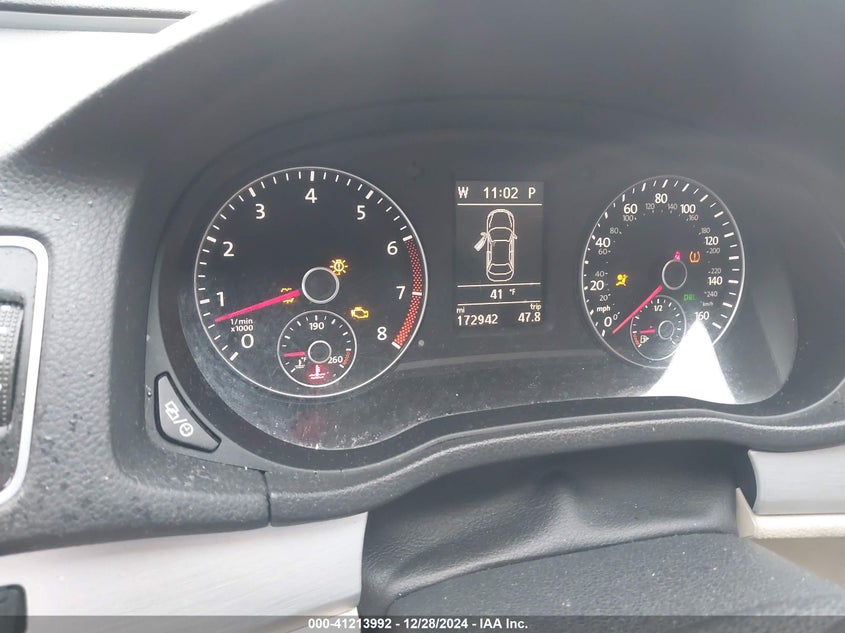 2013 VOLKSWAGEN PASSAT VIN: 1VWBH7A38DC016998