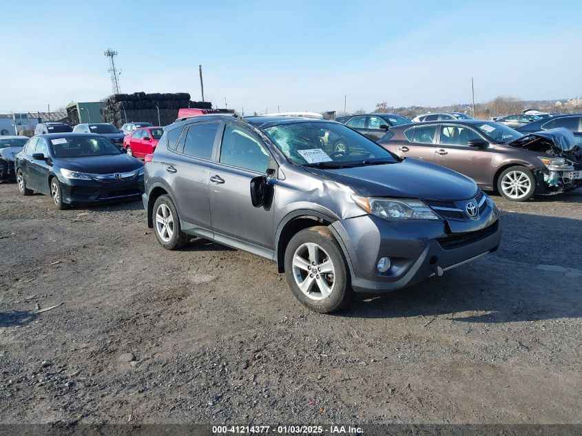 VIN JTMRFREVXFJ048624 2015 Toyota RAV4, Xle no.1