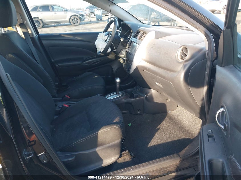 2019 NISSAN VERSA 1.6 SV - 3N1CN7AP8KL835291