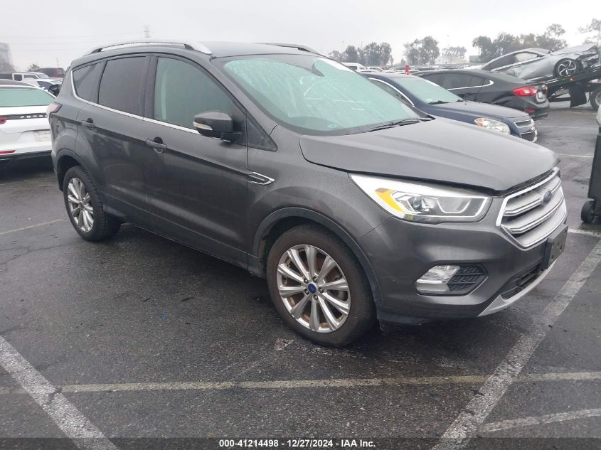 VIN 1FMCU0JD3HUD27981 2017 FORD ESCAPE no.1