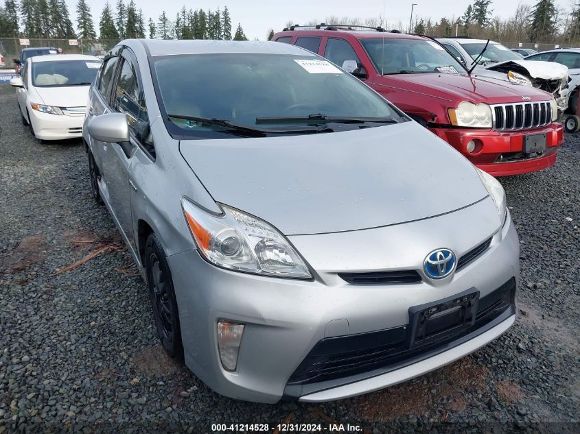 2015 Toyota Prius, Two