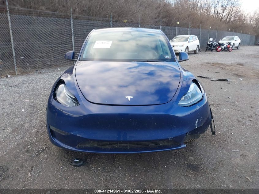 VIN 7SAYGDEF3PF643900 2023 TESLA MODEL Y no.13