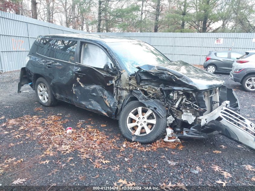 2013 Toyota Highlander, Base V6