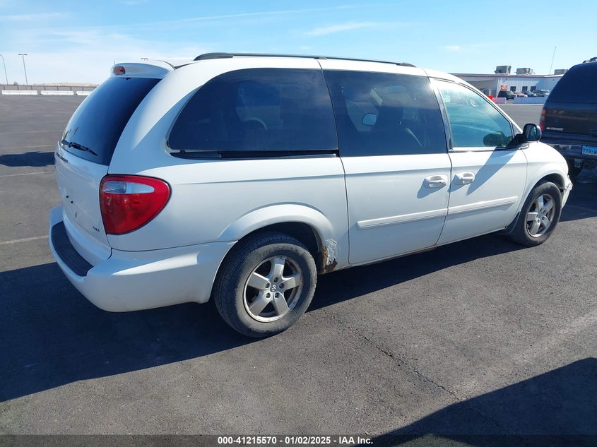 2007 DODGE GRAND CARAVAN VIN: 2D4GP44L87R344894