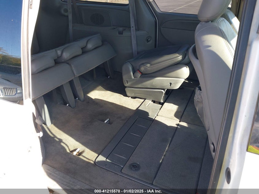 2007 DODGE GRAND CARAVAN VIN: 2D4GP44L87R344894
