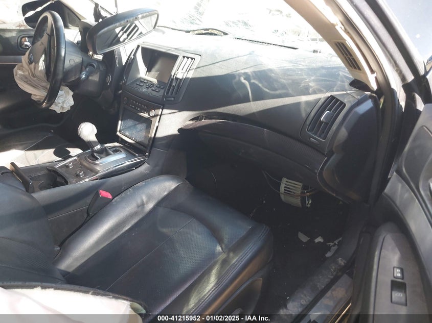 2013 INFINITI G37 JOURNEY - JN1CV6AP8DM716692