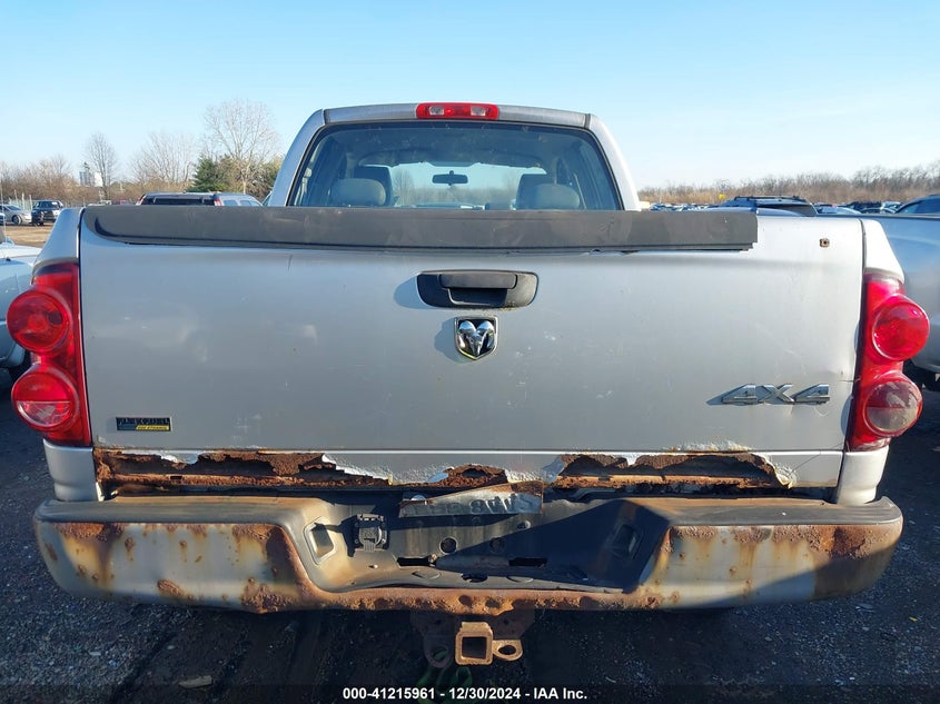 2007 Dodge Ram 1500 St VIN: 1D7HU18P77J598189 Lot: 41215961