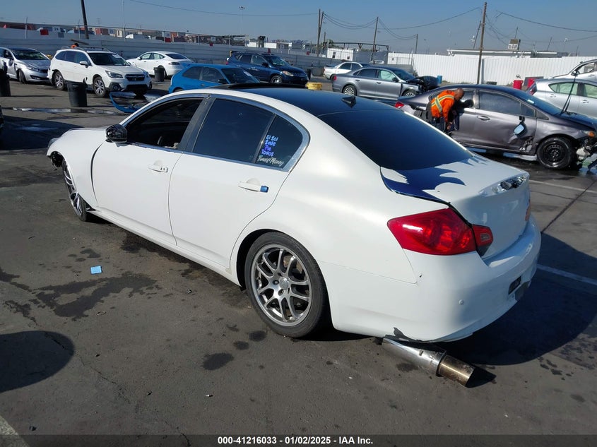 2013 INFINITI G37 JOURNEY - JN1CV6AP2DM305305