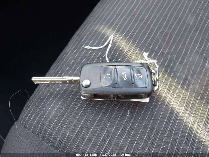 2017 Volkswagen Tiguan S/Limited VIN: WVGBV7AX4HK053973 Lot: 41216188