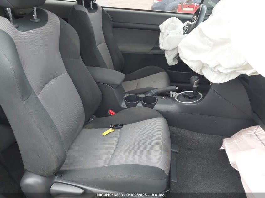 2016 SCION TC VIN: JTKJF5C73GJ016277