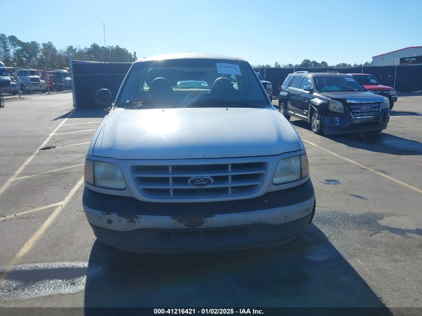 1999 Ford F-250 Lariat/Work Series/Xl/Xlt VIN: 1FTRF27W7XNB55847 Lot: 41216421