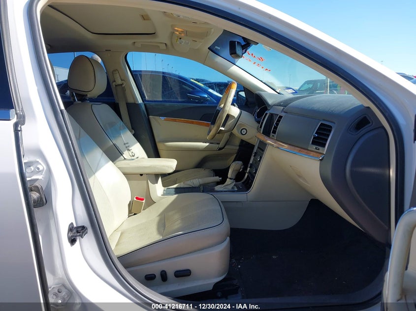 2012 LINCOLN MKZ VIN: 3LNHL2GC3CR820921