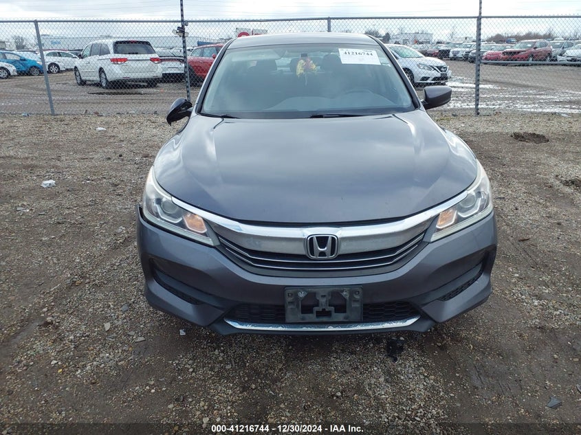 2016 HONDA ACCORD VIN: 1HGCR2F39GA006045