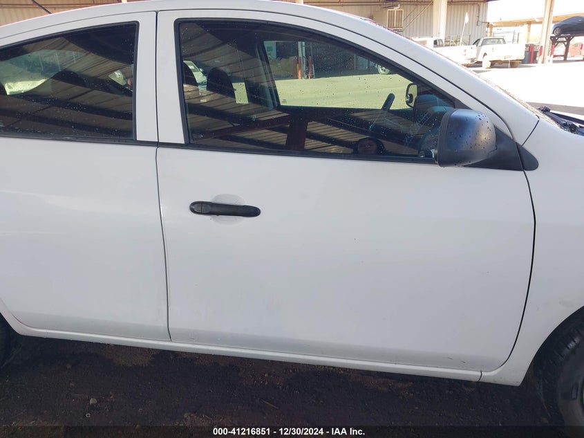 2014 NISSAN VERSA 1.6 S - 3N1CN7AP2EL839809