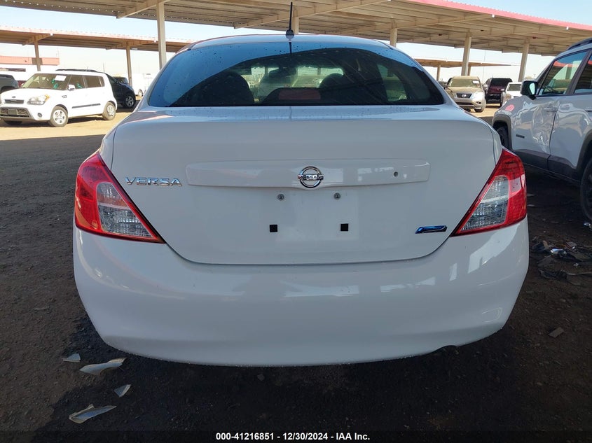 2014 NISSAN VERSA 1.6 S - 3N1CN7AP2EL839809