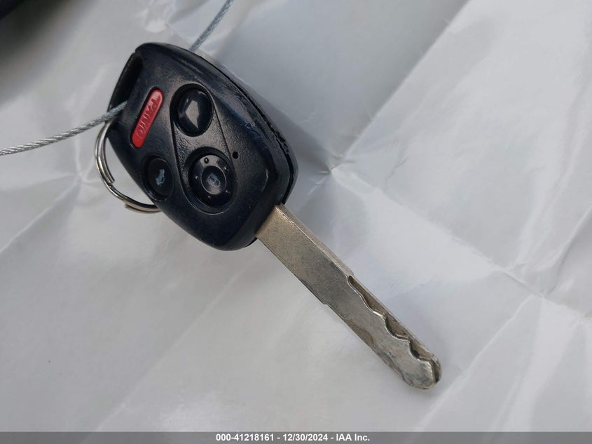 2007 HONDA ACCORD VIN: 1HGCM56817A140365