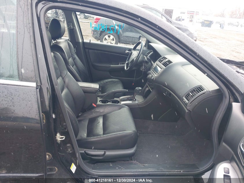 2007 HONDA ACCORD VIN: 1HGCM56817A140365