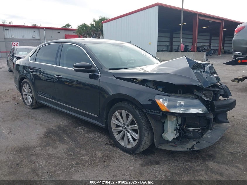 2013 VOLKSWAGEN PASSAT VIN: 1VWCP7A37DC056870