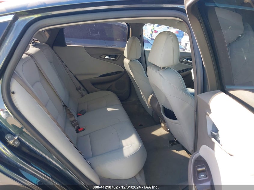 2019 CHEVROLET MALIBU VIN: 1G1ZC5ST5KF139052