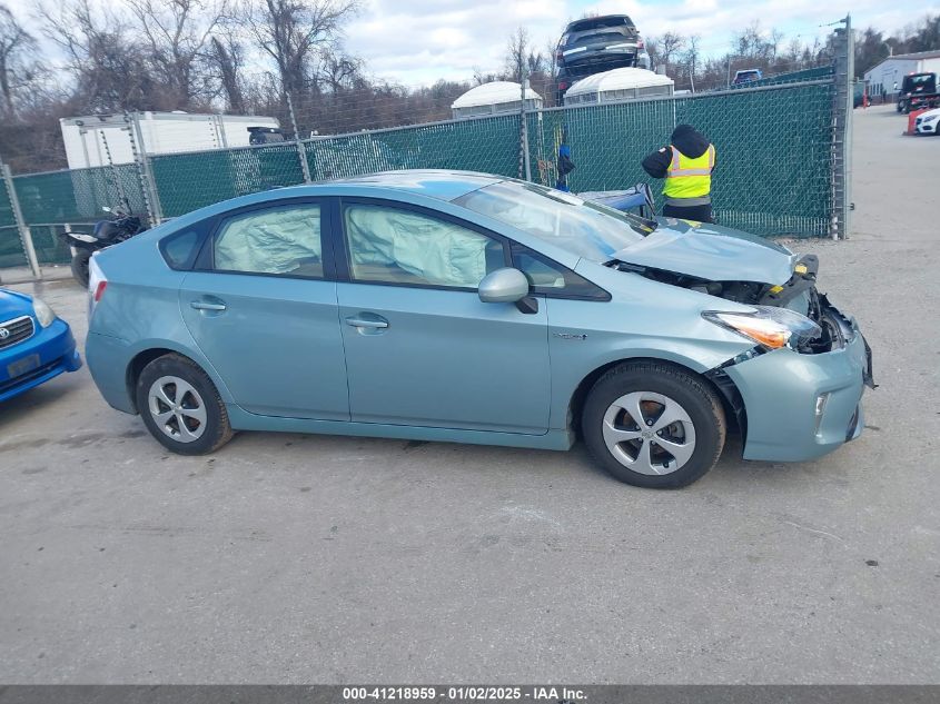 VIN JTDKN3DU9E1775827 2014 Toyota Prius no.13