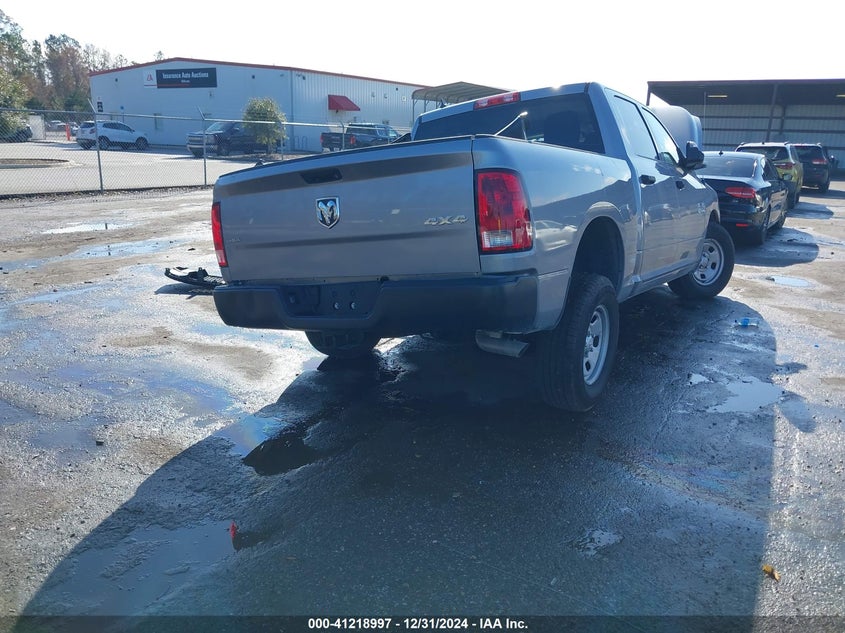 2024 RAM 1500 CLASSIC VIN: 1C6RR7KG9RS130321