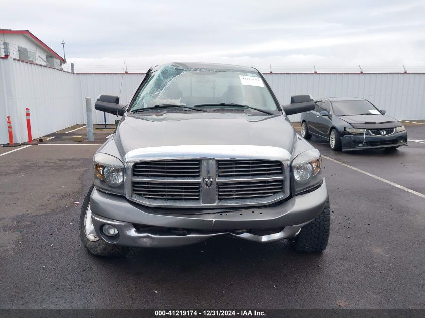 2007 Dodge Ram 1500 Slt/Trx4 Off Road/Sport VIN: 1D7HU182X7J556068 Lot: 41219174