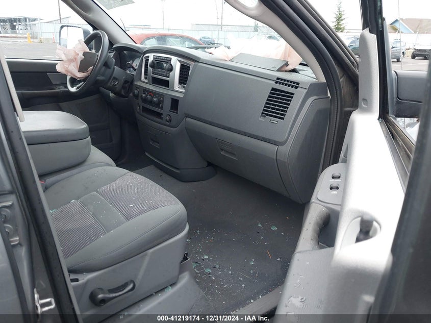 2007 DODGE RAM 1500 VIN: 1D7HU182X7J556068
