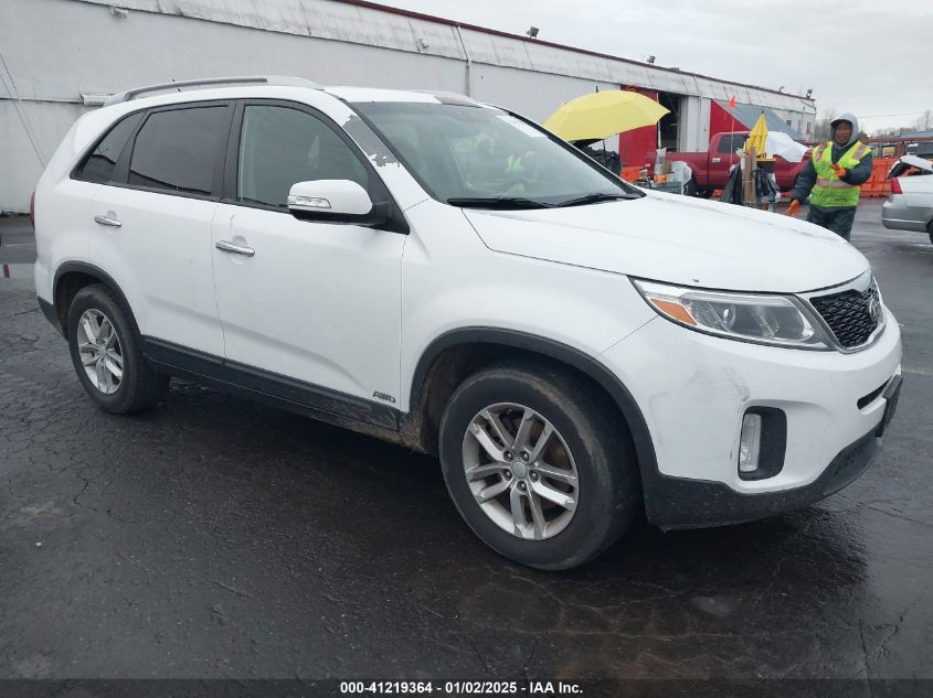 VIN 5XYKTCA69EG438800 2014 KIA Sorento, LX no.1