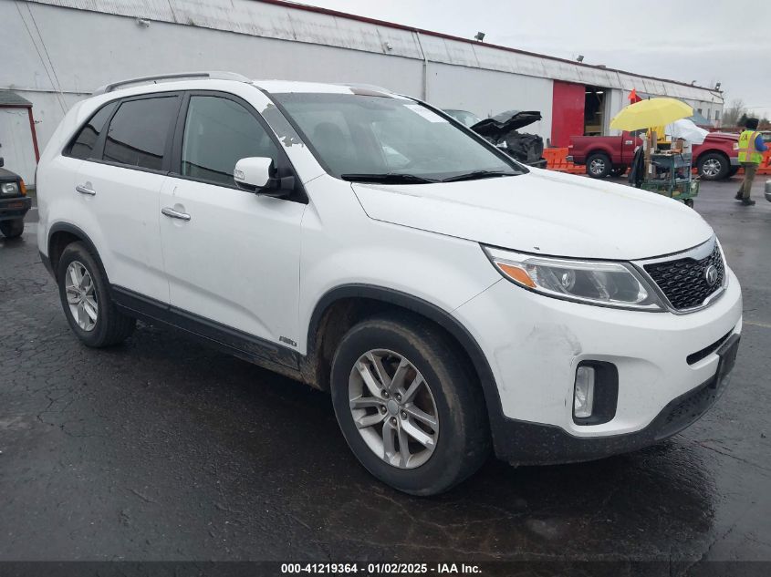 VIN 5XYKTCA69EG438800 2014 KIA Sorento, LX no.6