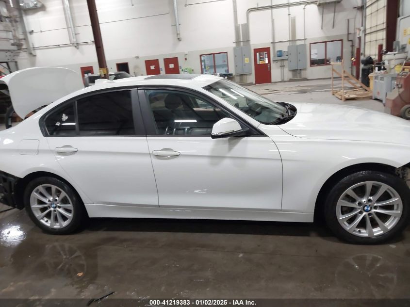 VIN WBA8E1G50JNU90985 2018 BMW 3 Series, 320I no.14