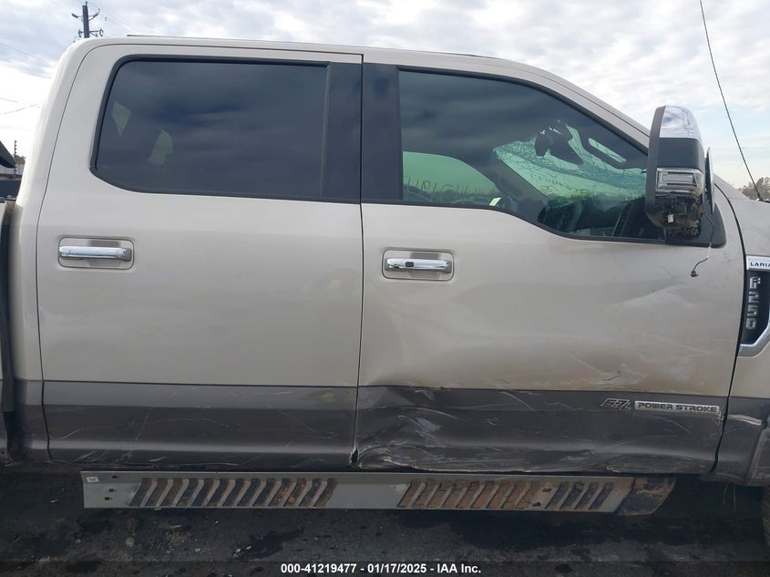 2017 FORD F-250 LARIAT - 1FT7W2BT0HED92024