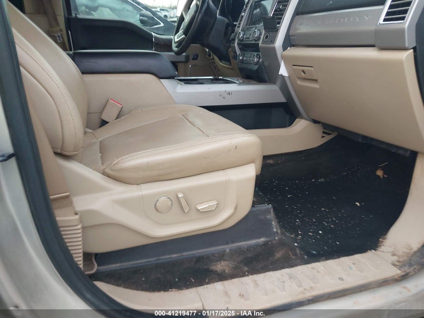 2017 FORD F-250 LARIAT - 1FT7W2BT0HED92024