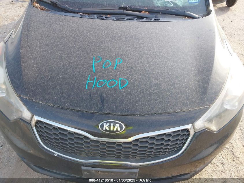 VIN KNAFX4A85G5524871 2016 KIA Forte, EX no.10