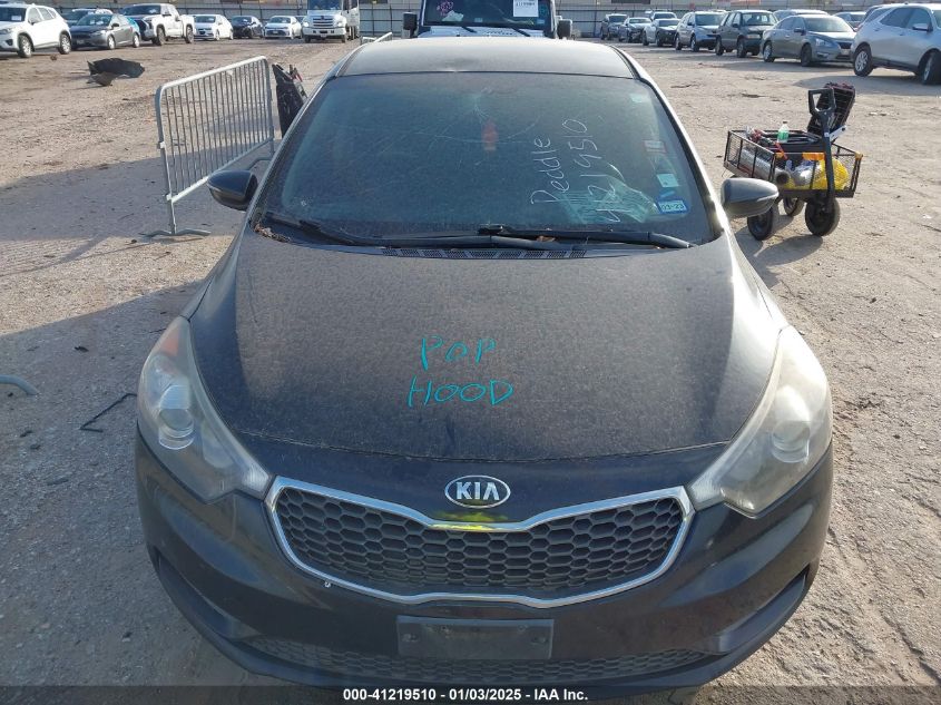 VIN KNAFX4A85G5524871 2016 KIA Forte, EX no.6