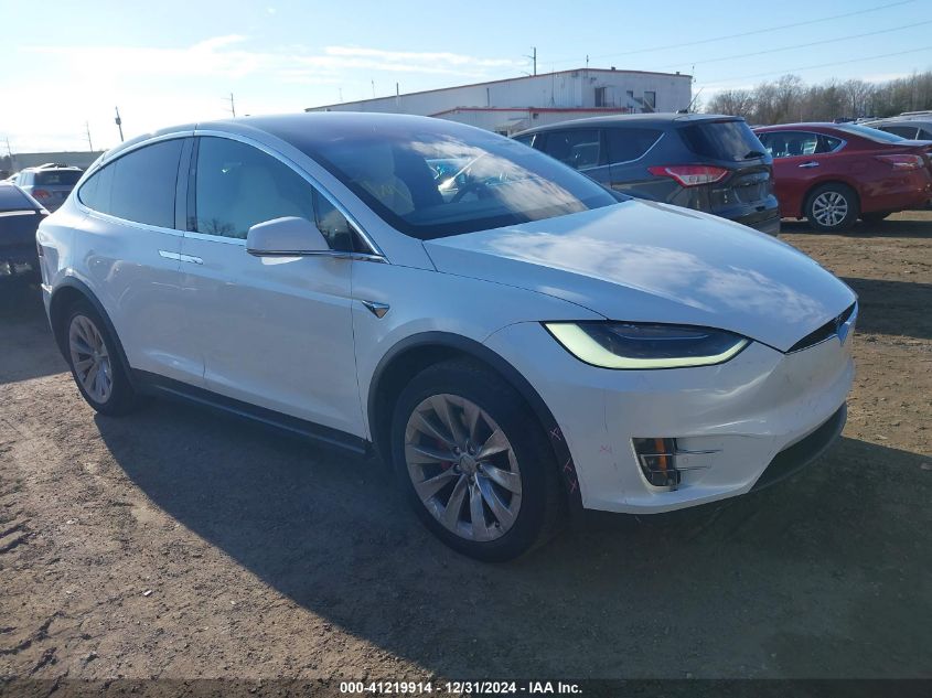 VIN 5YJXCBE45KF188953 2019 TESLA MODEL X no.1