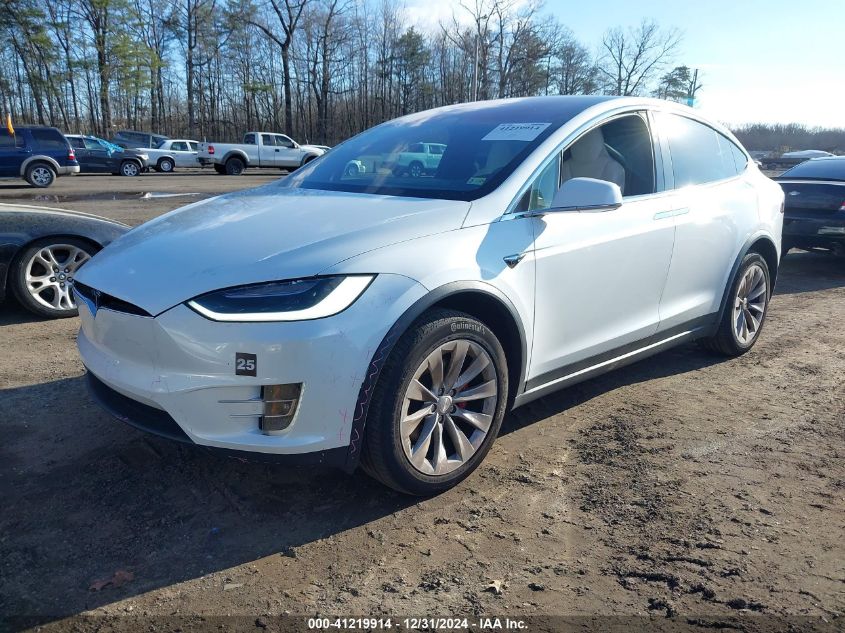 VIN 5YJXCBE45KF188953 2019 TESLA MODEL X no.2