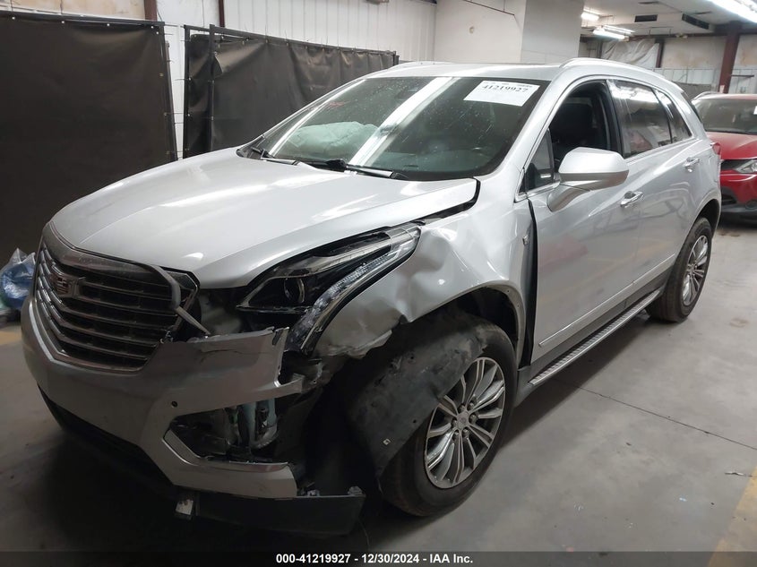Vin: 1gyknbrs0hz205944, lot: 41710245, cadillac xt5 luxury 20172