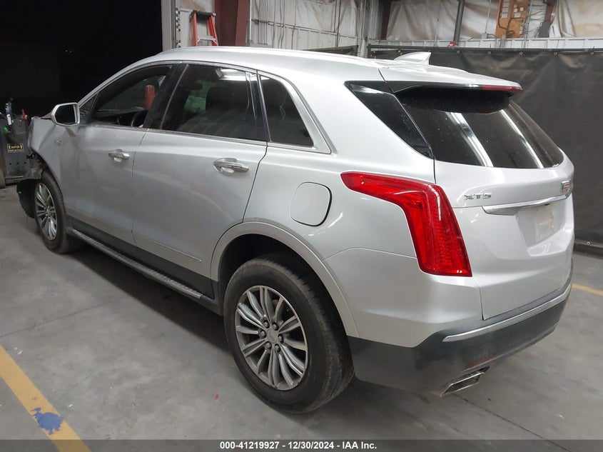 Vin: 1gyknbrs0hz205944, lot: 41710245, cadillac xt5 luxury 20173